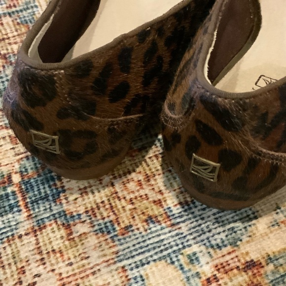 Sperry leopard leather pony hair flats size 8.5 - Picture 5 of 7